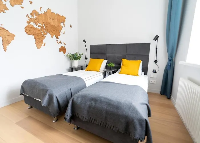 Compact Studio Apartment - 5 Min From Bus Station